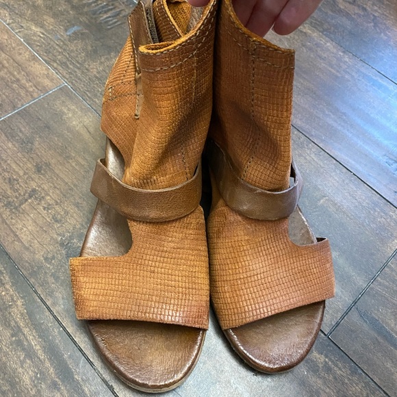 Leather bootie Sandal - Picture 2 of 7